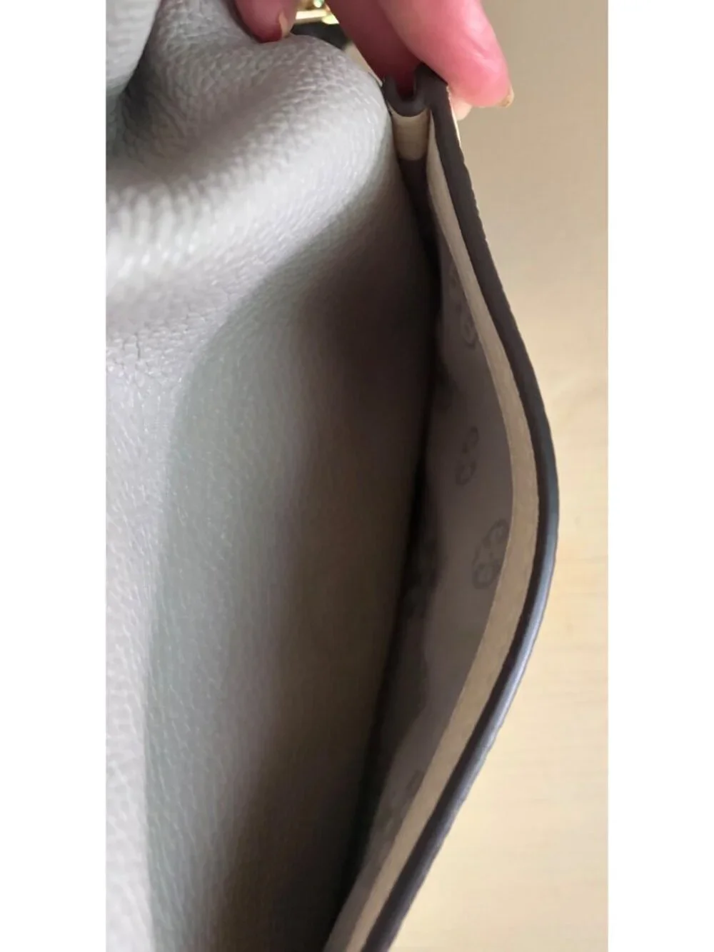 Tory Burch Fold-Over Sammy Multi-Colored Leather Crossbody Bag Gray Cream
